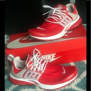 Red Nike Air Presto.